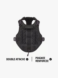 Harnais tactique chien noir vu de dos, poignée dorsale renforcée, panneaux MOLLE et double attache