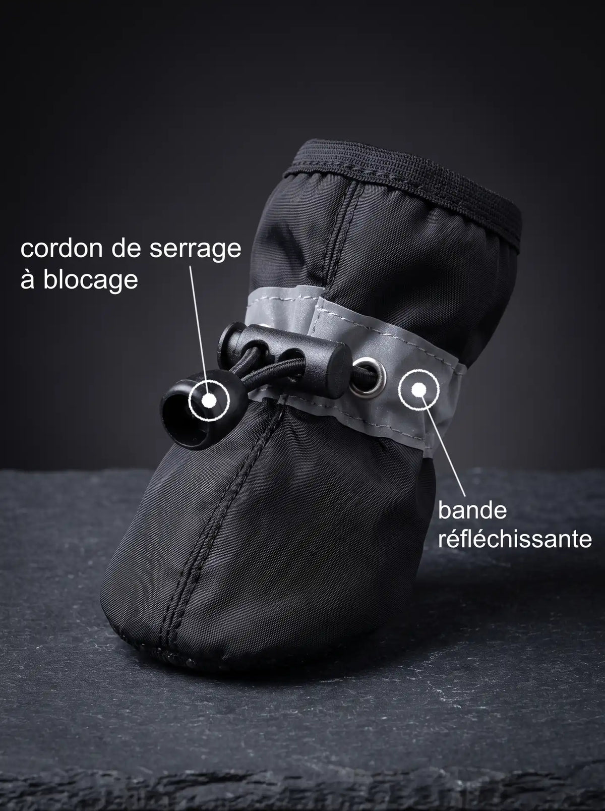 Détail du cordon de serrage à blocage et de la bande réfléchissante de la bottine chien KARN Frost