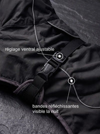 Réglage ventral ajustable à boucle et bandes réfléchissantes visibles la nuit sur le manteau chien noir KARN Nord