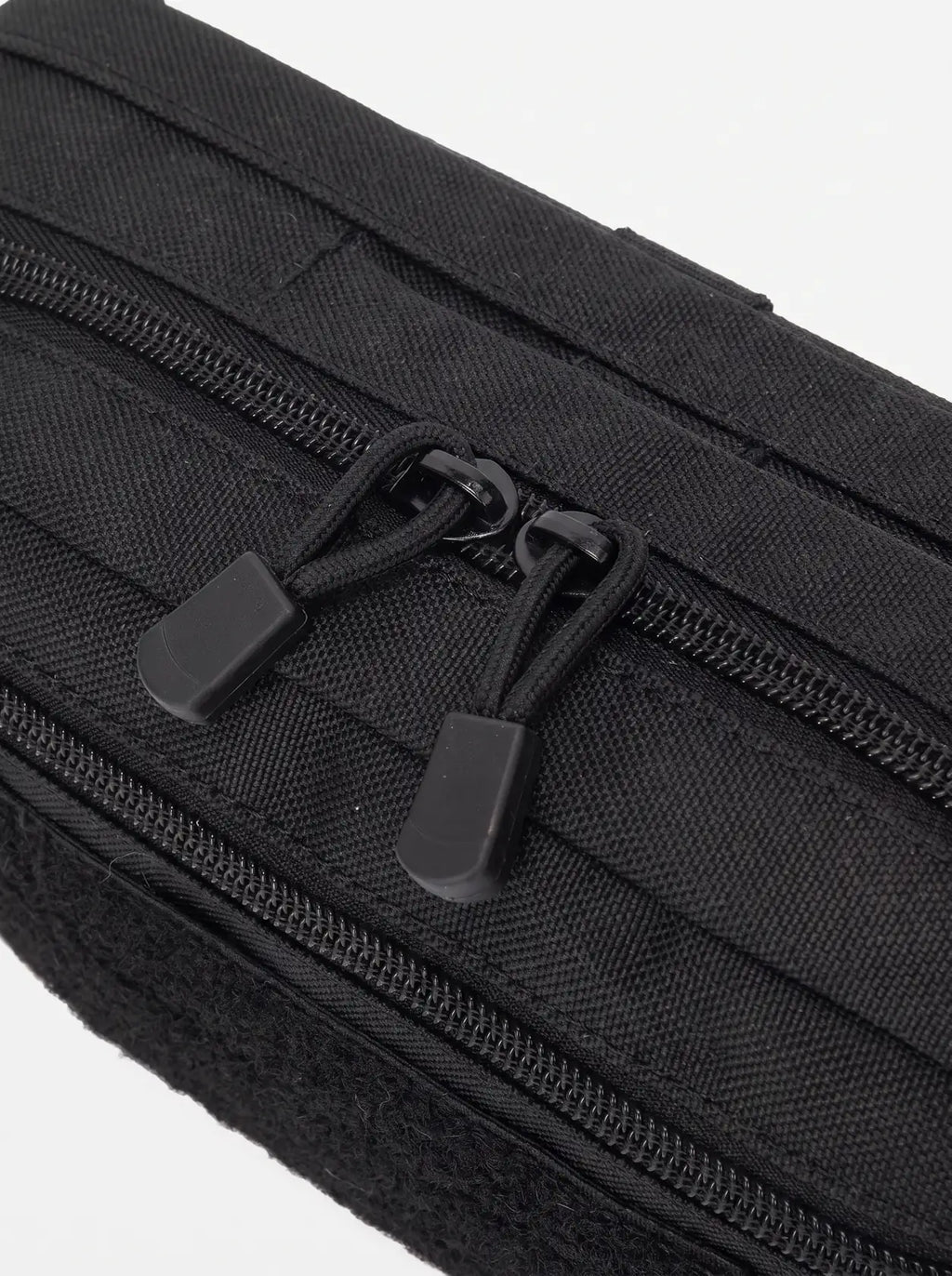 Double zip de la pochette tactique MOLLE noire