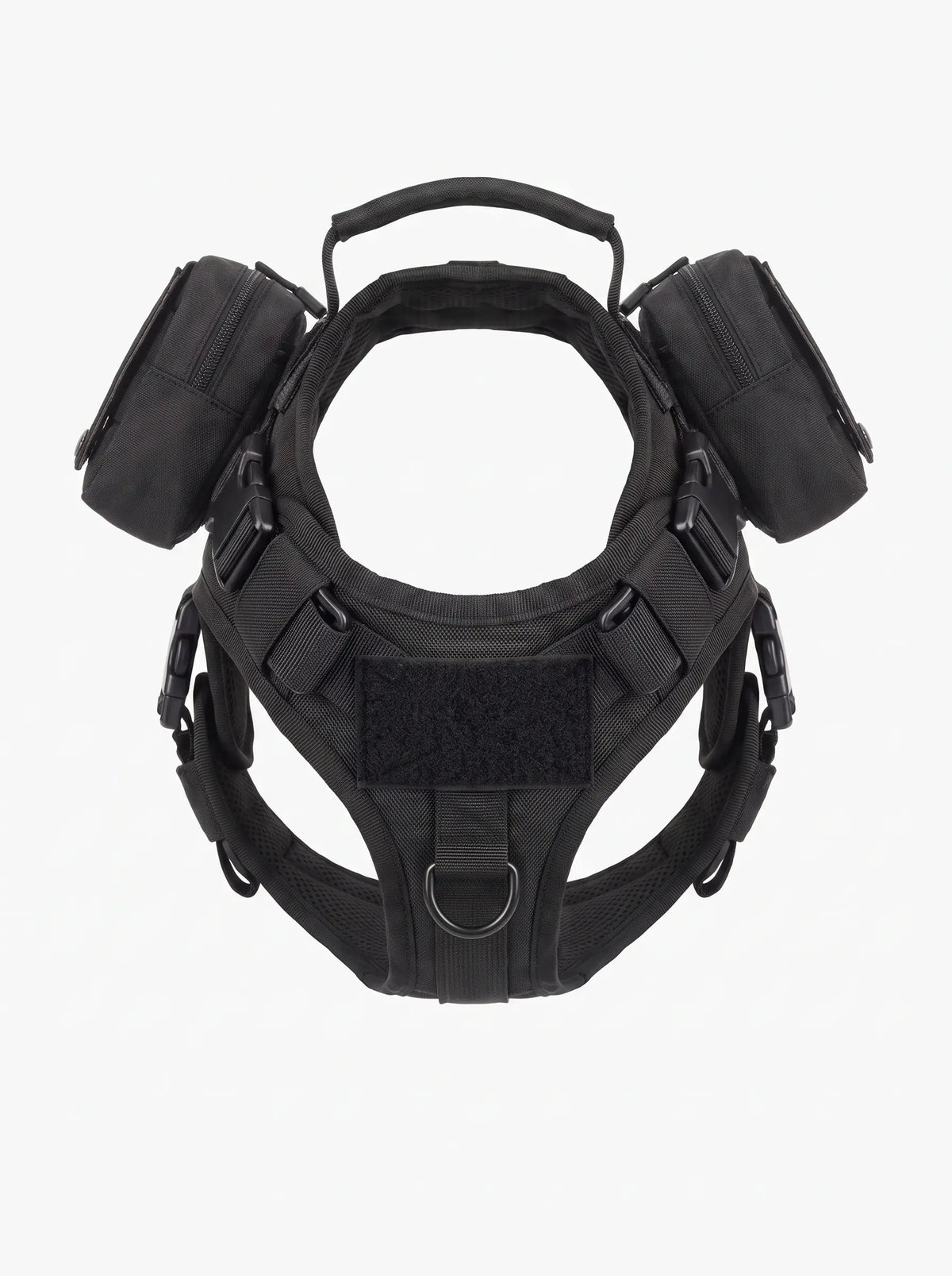 Deux pochettes tactiques MOLLE noires sur harnais militaire chien noir