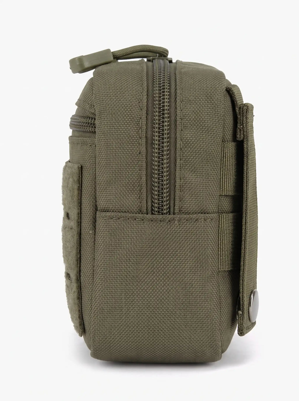 Pochette tactique MOLLE vert olive vue de profil, double zip et sangle de fixation à bouton pression